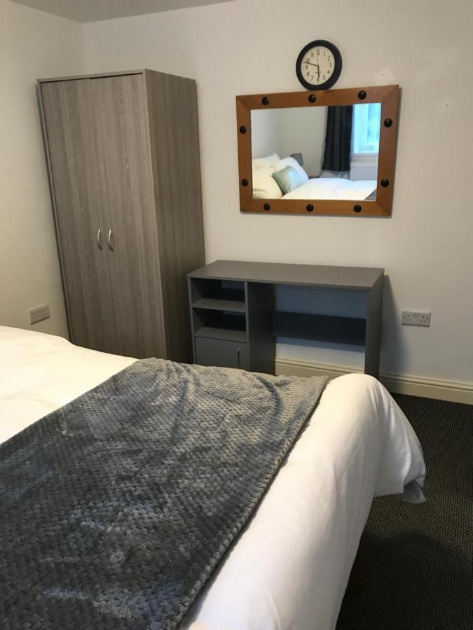 2 Bedroom Apartment Plymouth Esterno foto