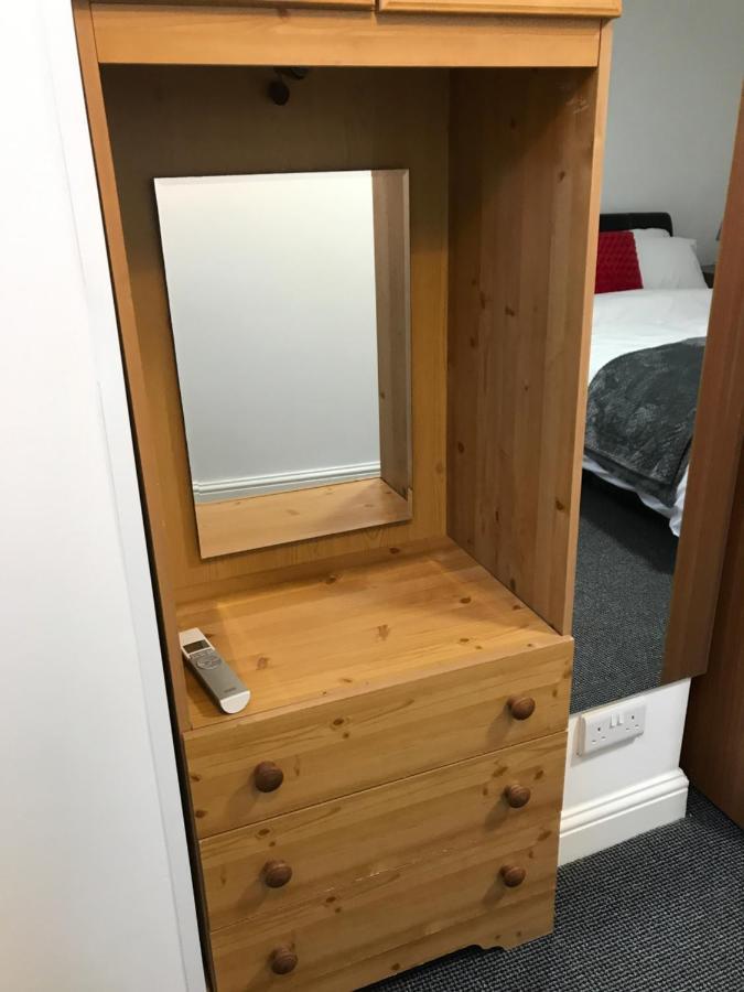 2 Bedroom Apartment Plymouth Esterno foto